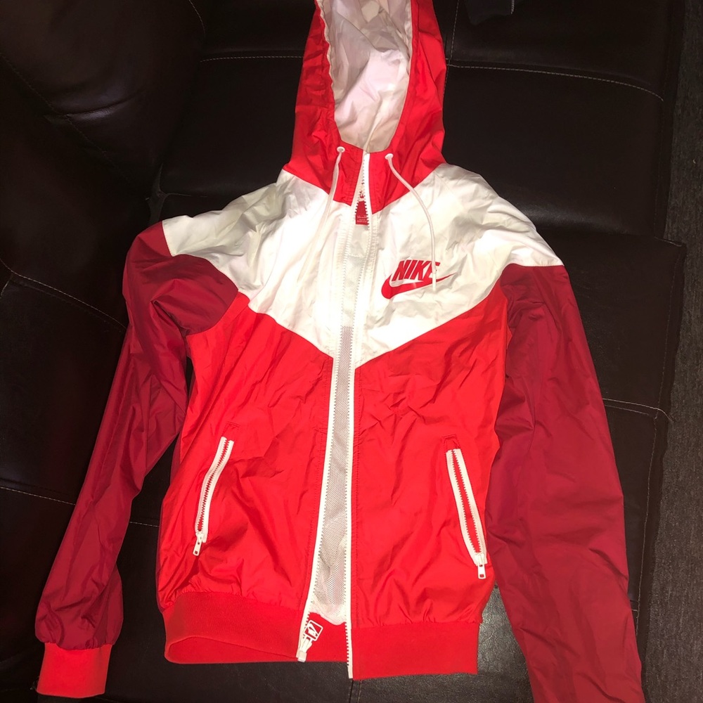 Nike windbreaker